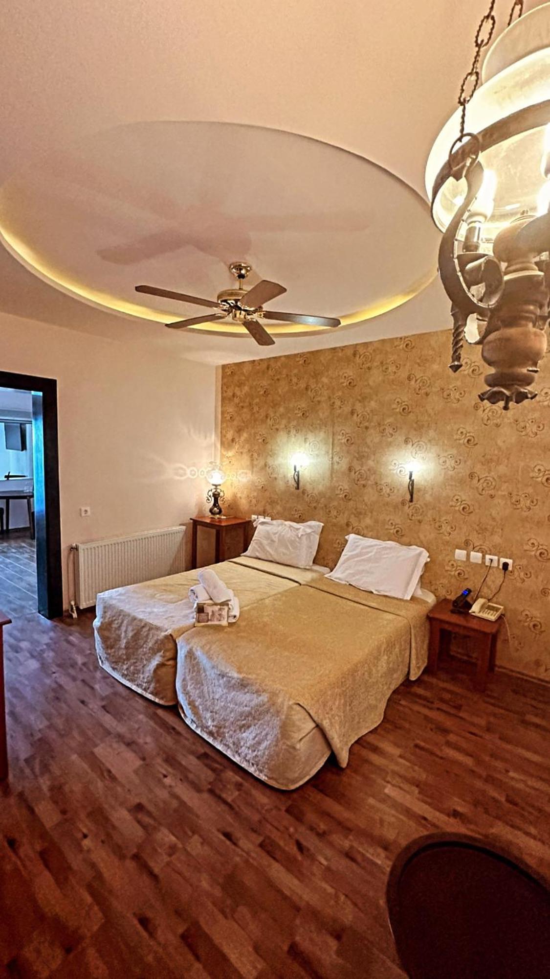 Tselikas Hotel Kozani Habitación foto